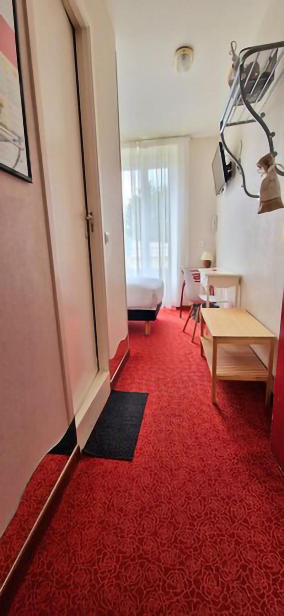 Brit Hotel Essentiel Pontivy Robic Exterior foto