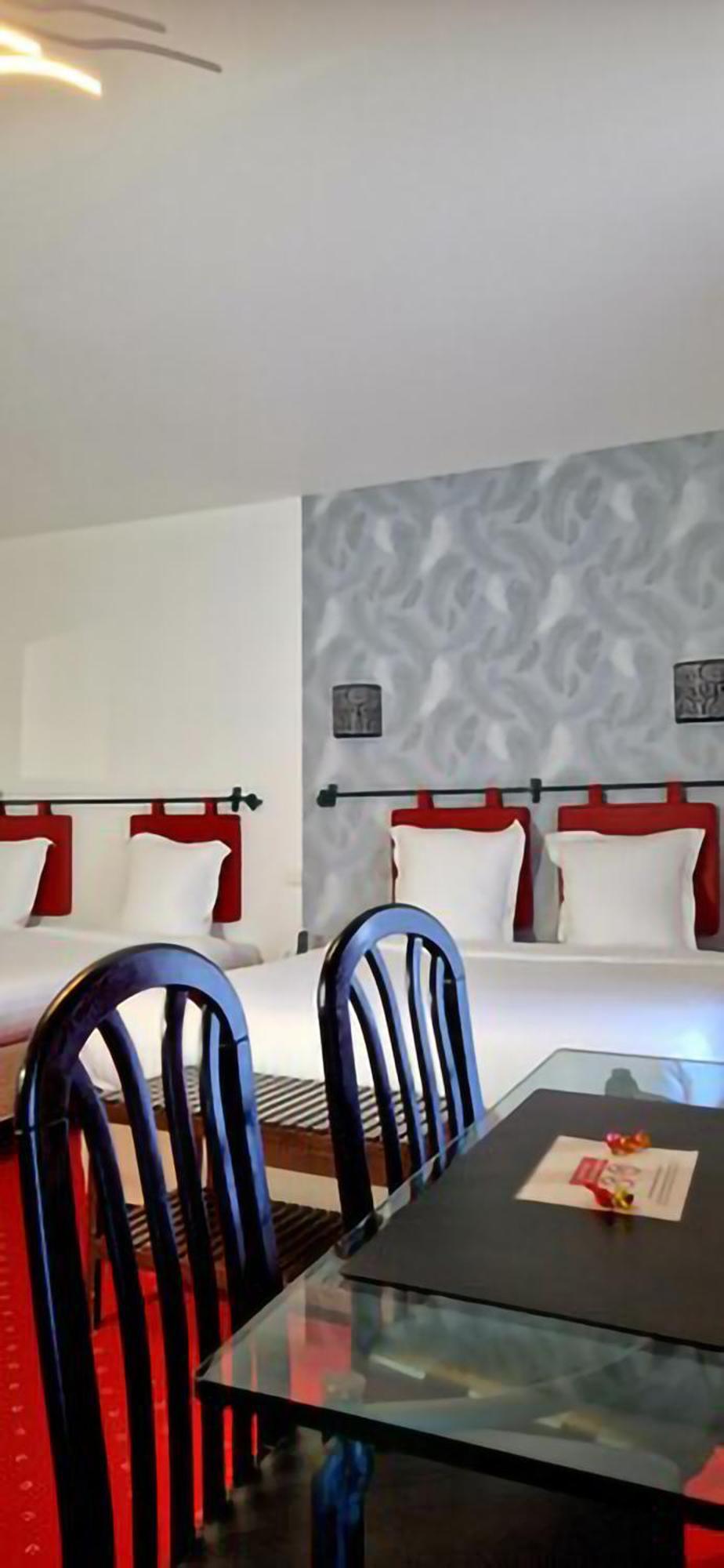 Brit Hotel Essentiel Pontivy Robic Exterior foto